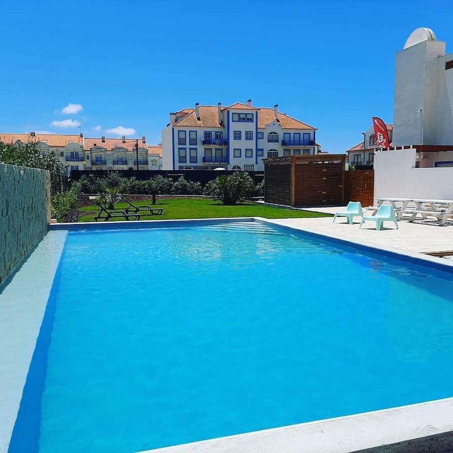 Alex Surf Hostel Балеал Екстер'єр фото